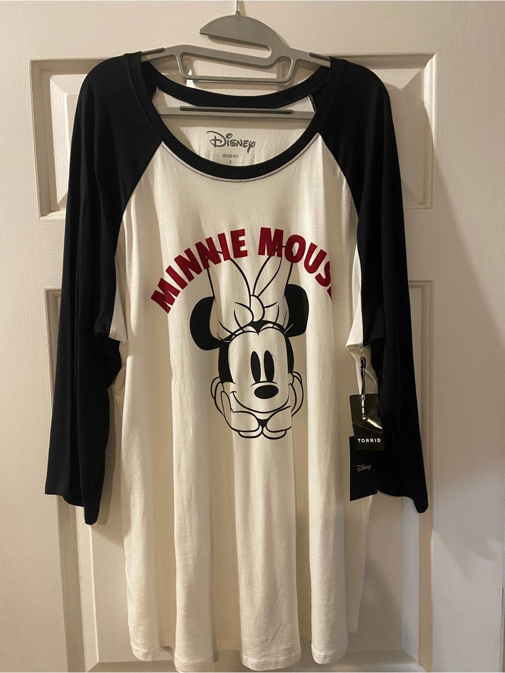 Torrid 3x 3 22/24 Minnie Mouse Disney Graphic Raglan Tee NWT
